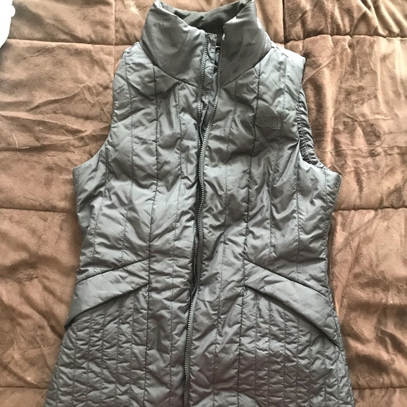 Black North face vest - Picture 1 of 2